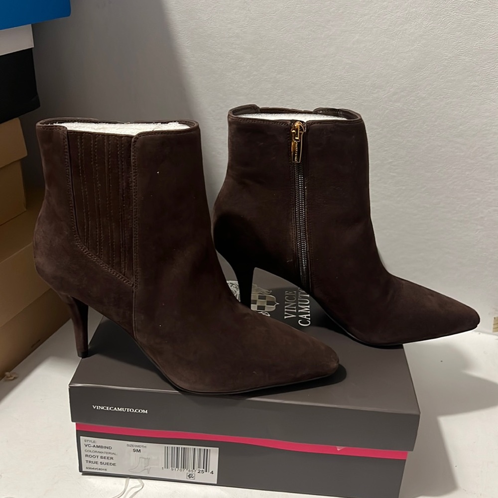 Vince Camuto Ambind boots Root Beer true suede casual classic stylish chic